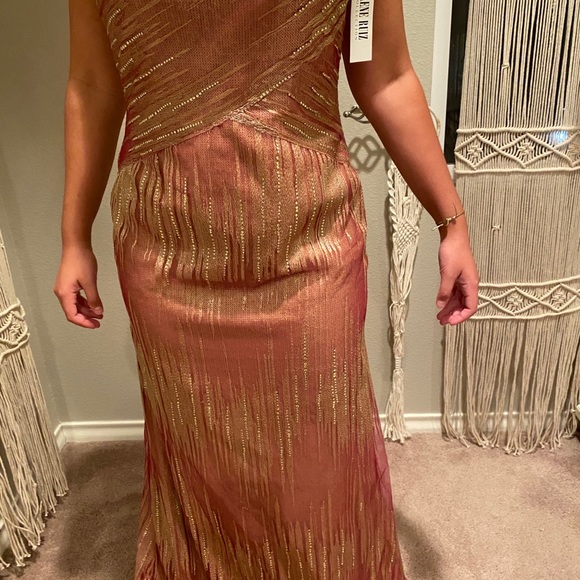 RENE RUIZ STRAPLESS GOWN - Picture 3 of 16